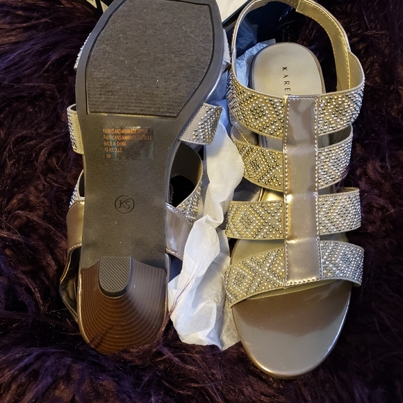 Dressy open toe sandals. - Picture 3 of 4